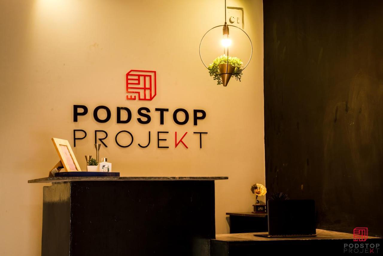 Podstop Projekt Pansiyon Yeni Delhi Dış mekan fotoğraf
